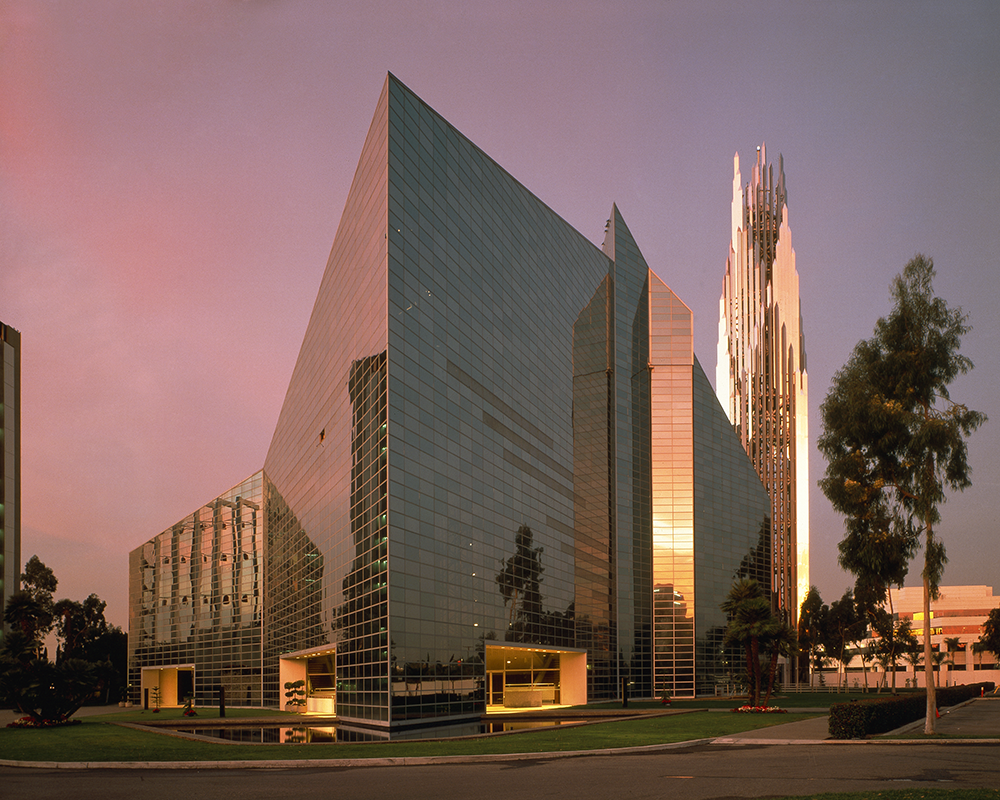 07Relg Crystal Cathedral 01