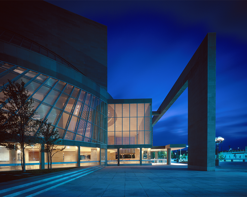 21C&I Meyerson Hall 01